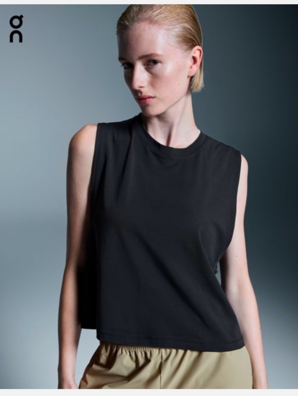 On Running Black Sleeveless Crewneck Tank